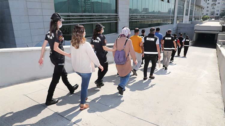MERSİN’DE FETÖ OPERASYONU: 9 GÖZALTI