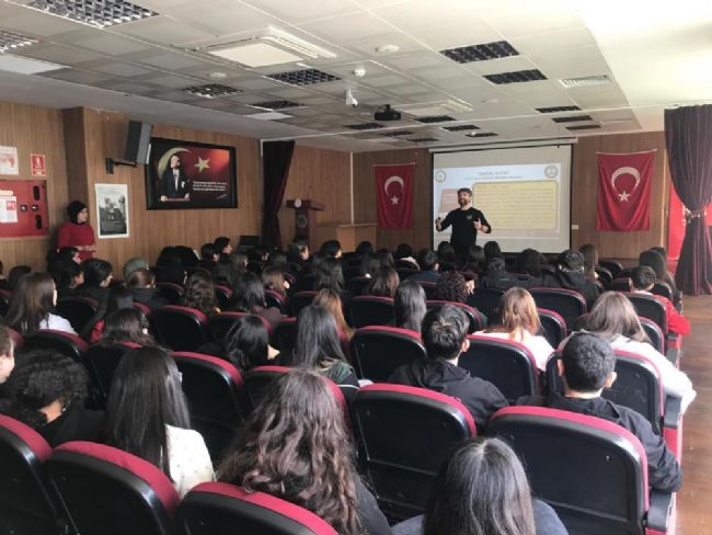 Gençlere Terörle Mücadele Bilgilendirmesi