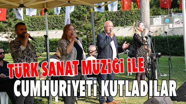 CUMHURİYETİ ETKİNLİKLE KUTLADILAR
