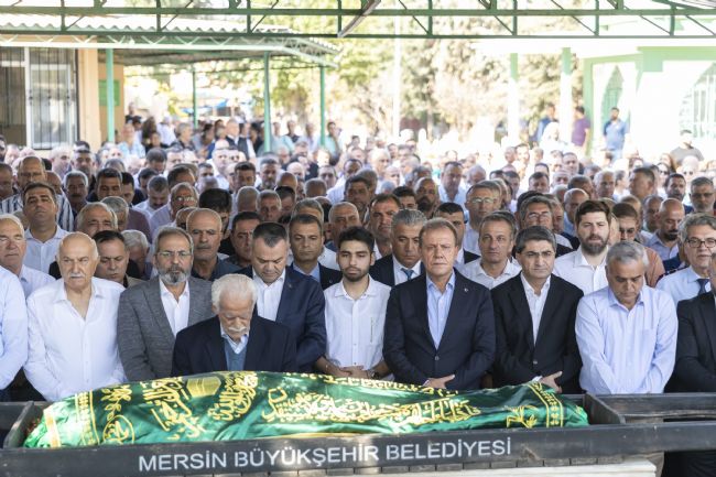 Büyükşehir Belediye Başkanı Vahap Seçer’in amcası Necmi Seçer vefat etti.