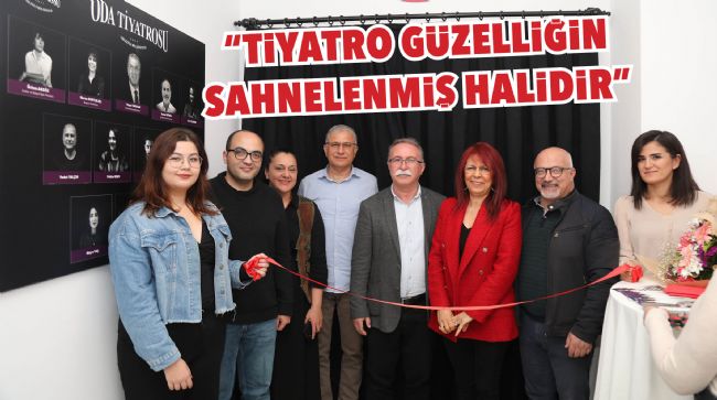MEZİTLİ ODA TİYATROSU PERDELERİNİ 'MESAFE' OYUNUYLA AÇTI