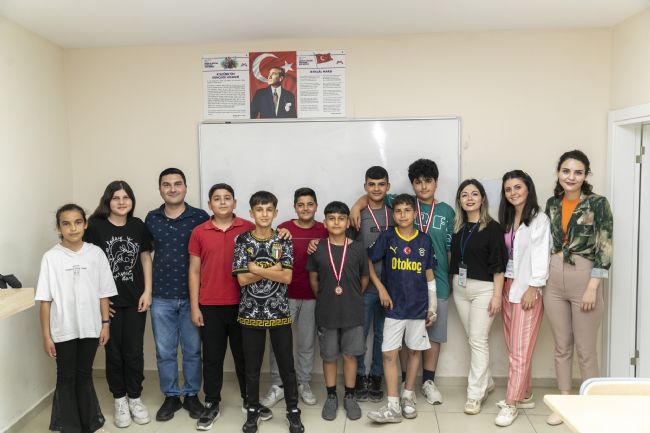 Büyükşehir Kurs Merkezleri’nde eğlenerek öğreniyorlar