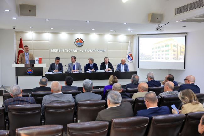 Çakır: "KOBİ'lerimiz Krediye Ulaşamıyor, Sektörlerin Geleceği Risikeye Giriyor"
