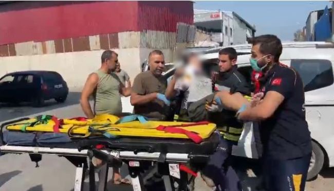 TRAFİK KAZASINDA 2 KIZ ÇOCUĞU YARALANDI