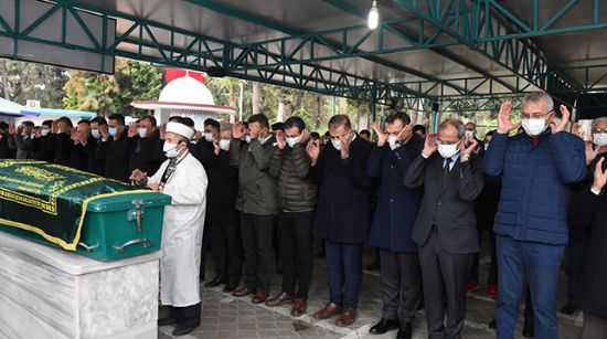 BAŞARIR’IN ANNESİ SON YOLCULUĞUNA UĞURLANDI