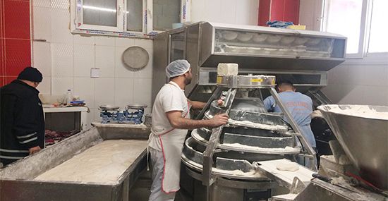 BELEDİYE EKİPLERİNDEN, HALK SAĞLIĞININ KORUMASINA YÖNELİK DENETİM