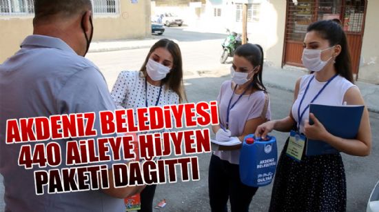 AKDENİZ BELEDİYESİ 440 AİLEYE HİJYEN PAKETİ DAĞITIDI