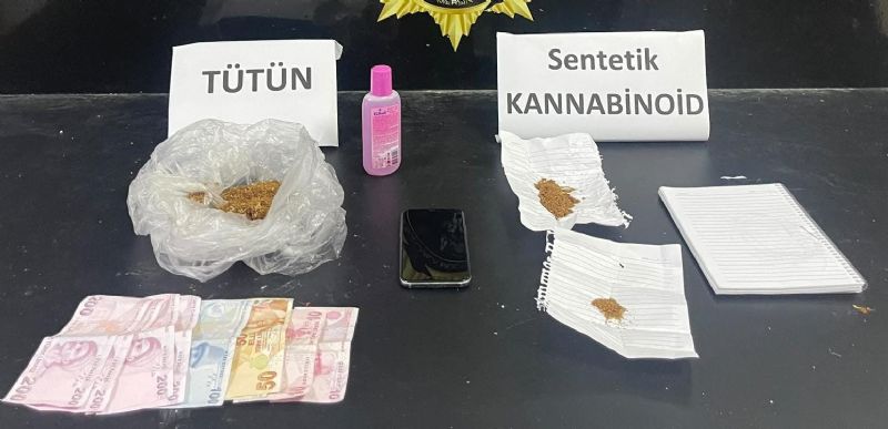 MERSİN'DE UYUŞTURUCU OPERASYONU: 3 TUTUKLAMA