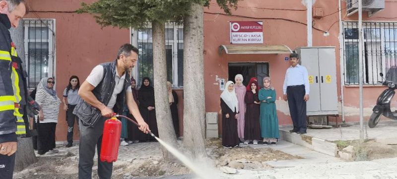 ANAMUR’DA KUR’AN KURSUNDA YANGIN TATBİKATI