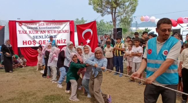 Anamur'da Yaz Kur'an Kursları şenlikle sona erdi