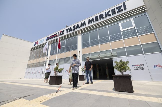 Engelsiz Yaşam Merkezi'nden örnek proje!
