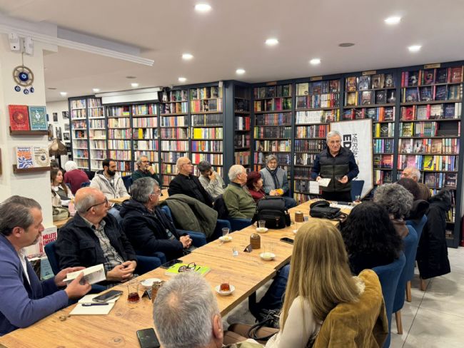 İlyas Halil Öykü Ödülü Alihan Demir’e