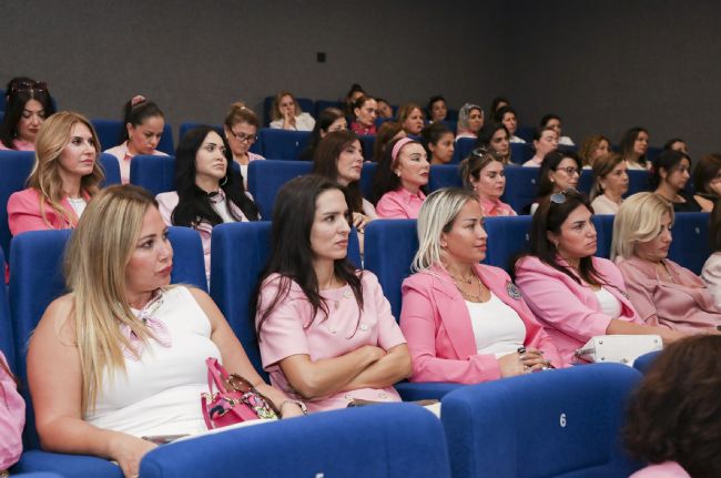 Mersin'de meme kanseri farkındalık eğitimi