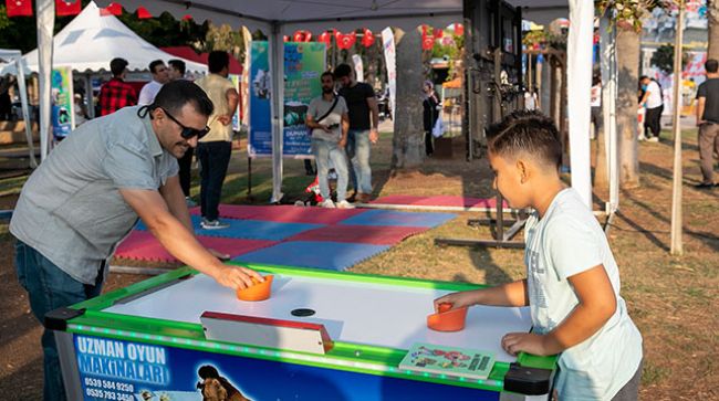 GENÇLİK FESTİVALİNE BÜYÜK İLGİ