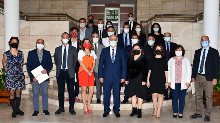 REKTÖR ÇAMSARI’DAN ULUSLARARASI YAYIN VE PROJE SAHİBİ AKADEMİSYENLERE TEŞEKKÜR BELGESİ