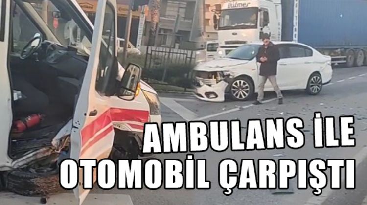 MERSİN’DE HASTA TAŞIYAN AMBULANS KAZA YAPTI