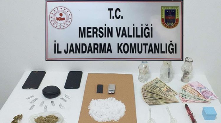 ÇOK MİKTARDA UYUŞTURUCU ELE GEÇİRİLDİ