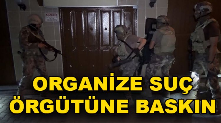 KAFESTE 2 KİŞİYİ ESİR TUTMUŞLAR