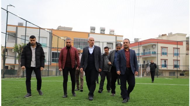 MADIMAK PARKI İÇİNDEKİ HALI SAHA YENİLENDİ