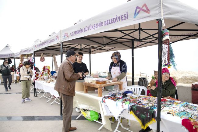 Büyükşehir’in üretici kadınları 14 Şubat için buluştu