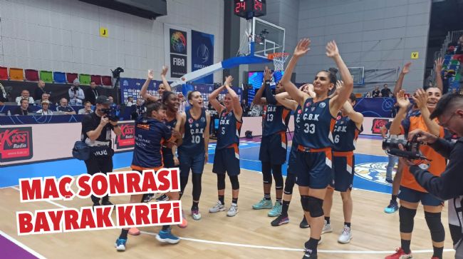 DÖRTLÜ FİNALDE TÜRK BAYRAĞI KRİZİ