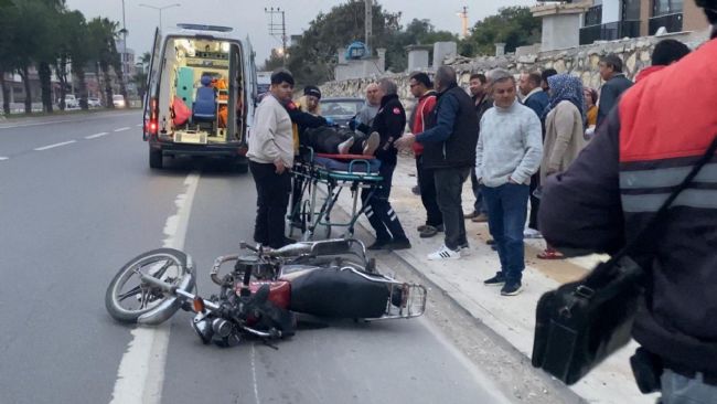 Erdemli'de kamyonet ile motosiklet çarpıştı: 1 yaralı