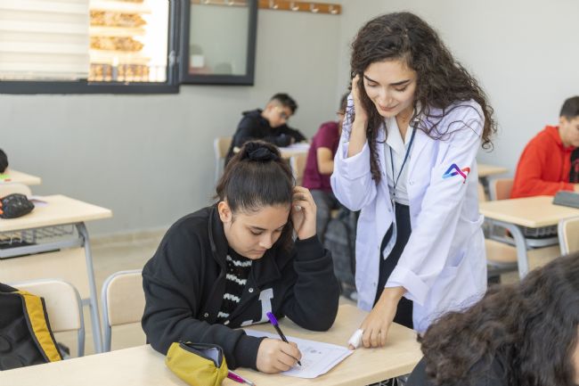 Tarsus'ta 4. LGS kurs merkezi Bahçe Mahallesi'nde açıldı