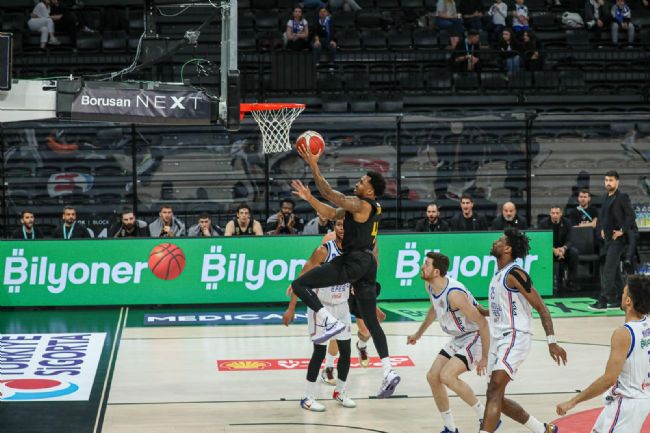 Efes’e Karşı Gücümüz Yetmedi: Mersin, 102-83 Mağlup Oldu