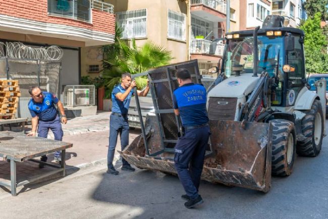 Yenişehir’de kaldırım ve yol işgaline geçit yok!