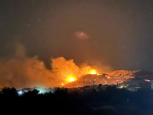 Alanya’da orman yangını sürüyor!