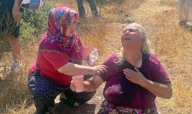 Yaşlı kadını sinir krizine sokan yangın