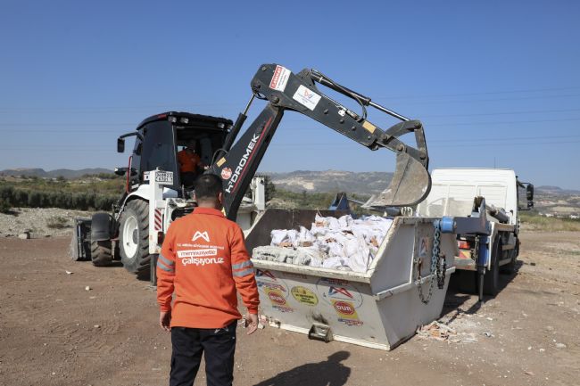 Mersin'de hafriyat denetimi uydu sistemiyle sıkı şekilde yürütülüyor