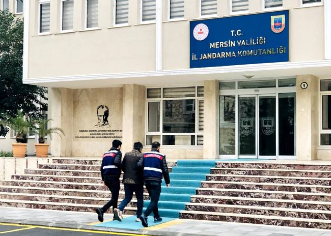 Mersin'de aranan 16 şüpheli yakalanıp, tutuklandı