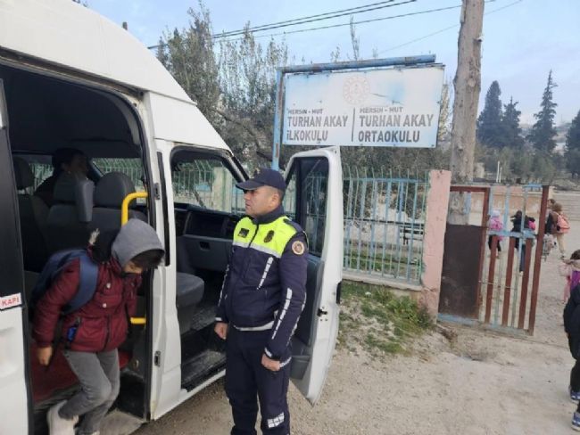 Okul Servis Araçları Denetleniyor