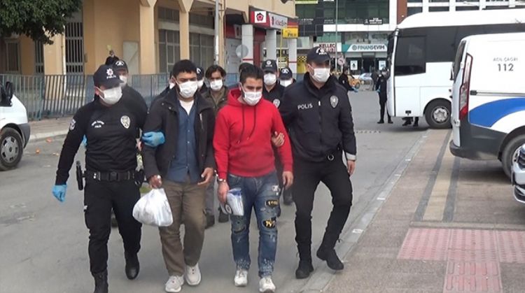 MERSİN'DE DEAŞ OPERASYONUNDA 4 KİŞİ TUTUKLANDI