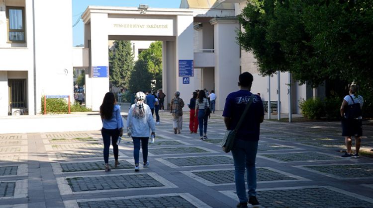 MERSİN ÜNİVERSİTESİ'NDE YÜZ YÜZE EĞİTİM BAŞLADI