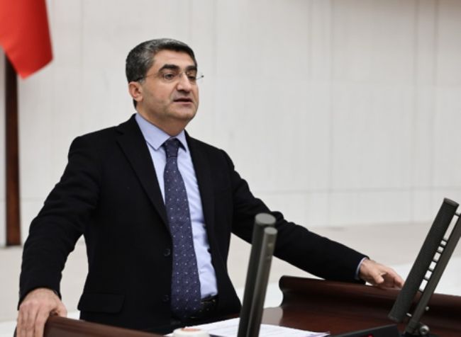 Mersin’deki elektrik kesintileri Meclis gündeminde!