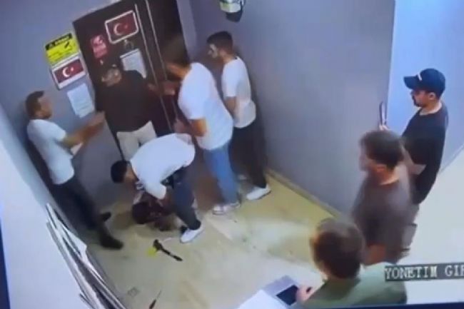 Lüks sitede hileli seçim