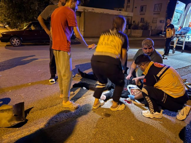 Tarsus’ta 2 ayrı motosiklet kazasında 1'i ağır olmak üzere 3 kişi yaralandı