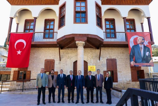 Vali Pehlivan, Silifke’deki Tarihi Yapıları İnceledi