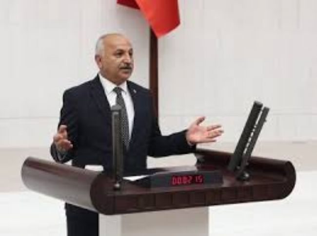 "Hükümet yanlış politikalarla esnafı bitiriyor!"