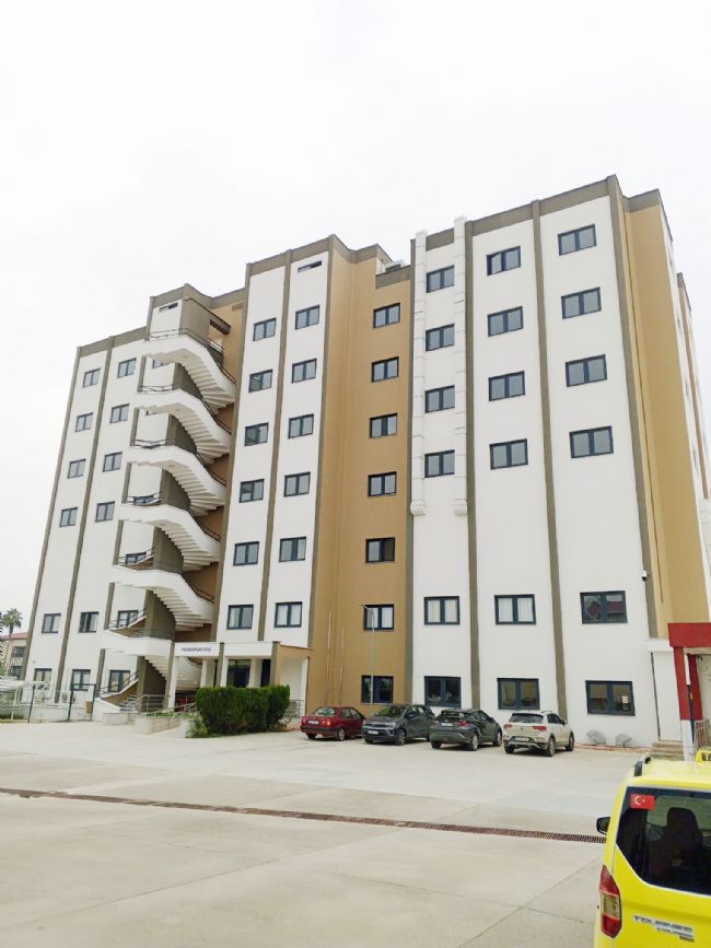 VATANDAŞ SIRA BULMAZKEN TAM TEŞEKKÜLLÜ HASTANE DEVREYE ALINMIYOR