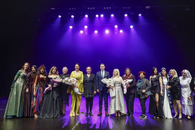 Yenişehir’de Tarihi Defile!