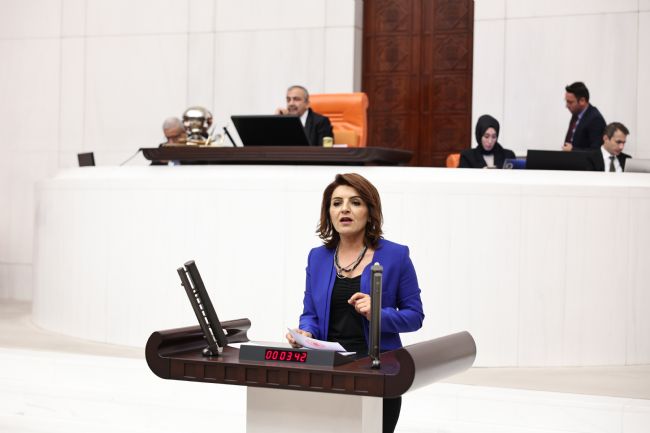 “Öğrenciler yurtsuz, aileler çaresiz!”