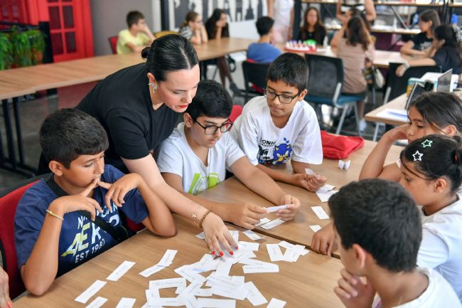 'Hello Mersin'de yaz dönemi kursları başladı