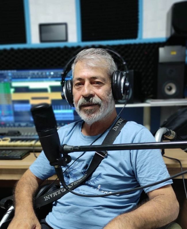 Engelli sanatçı sazıyla hayata tutundu, engellilere umut oldu
