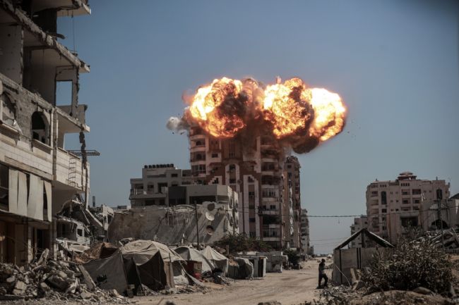 Yardım bekleyenlere bombalı saldırı: Refah’ta 4 ölü;