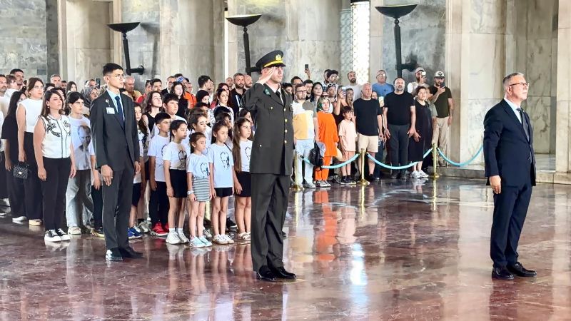 TARSUSLU ÖĞRENCİLER ANITKABİR’DE