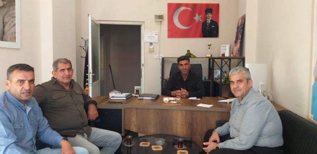 Akdeniz'de Muhtarlık İşleri Müdürlüğü, mahallelerin sorunlarını sahada dinliyor