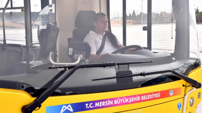 ÖNCE EĞİTİMİNİ ALDILAR ARDINDAN ŞOFÖR OLARAK İŞBAŞI YAPTILAR